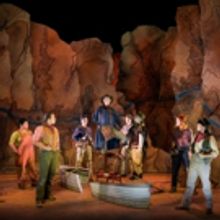 BWW Review: MEN ON BOATS at Strand Theater