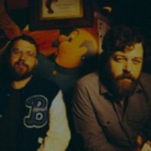 Bear's Den Premieres Lead Single LAUREL WREATH Today