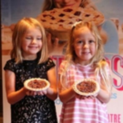 BWW Video: San Antonio, Texas Announces Lulu for WAITRESS