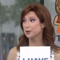 VIDEO: Ellie Kemper and Jane Krakowski Plays 'Never Have I Ever' With Hoda Kotb Video