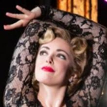 Desi Oakley to Razzle Dazzle in CHICAGO as Roxie Hart