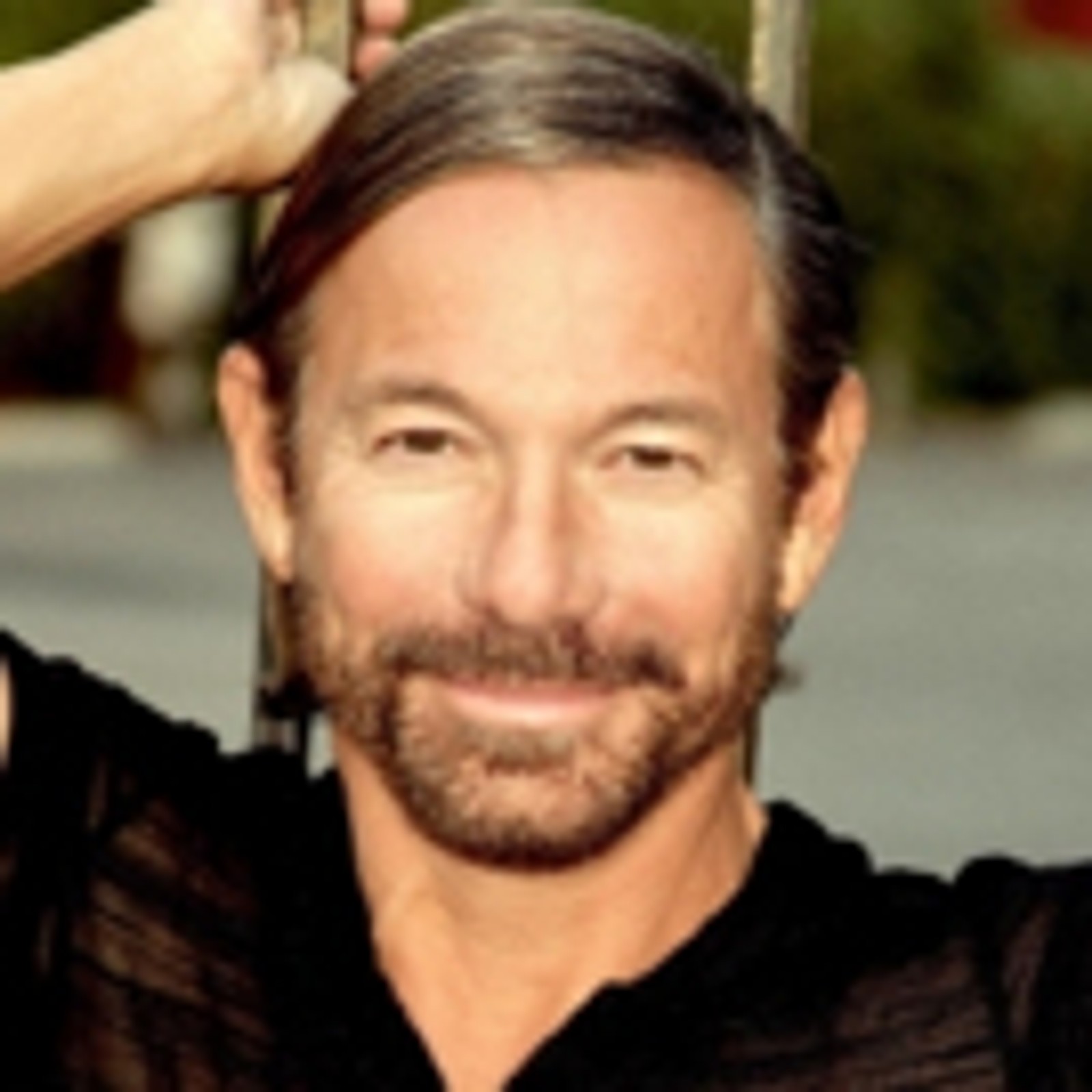 Cortes Alexander to Bring HOLIDAY SWELL-TACULAR to Vitello's