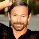 Cortes Alexander to Bring HOLIDAY SWELL-TACULAR to Vitello's