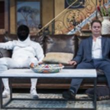 BWW Review: THE DOPPELGÄNGER (AN INTERNATIONAL FARCE) at Steppenwolf Theatre