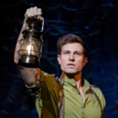 BWW Interview: Jon Robert Hall Plays Fiyero in WICKED at Orpheum