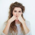 Lara Frances Comes to Alexander Bar's Downstairs Music Sessions