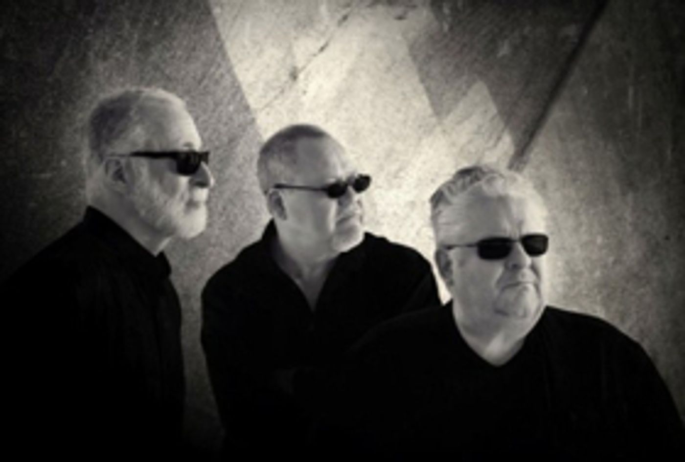 Jazz Standard Welcomes Internationally Acclaimed Virtuoso Guitarist Gil Gutiérrez With David Rodriguez and Bob Stern  Image