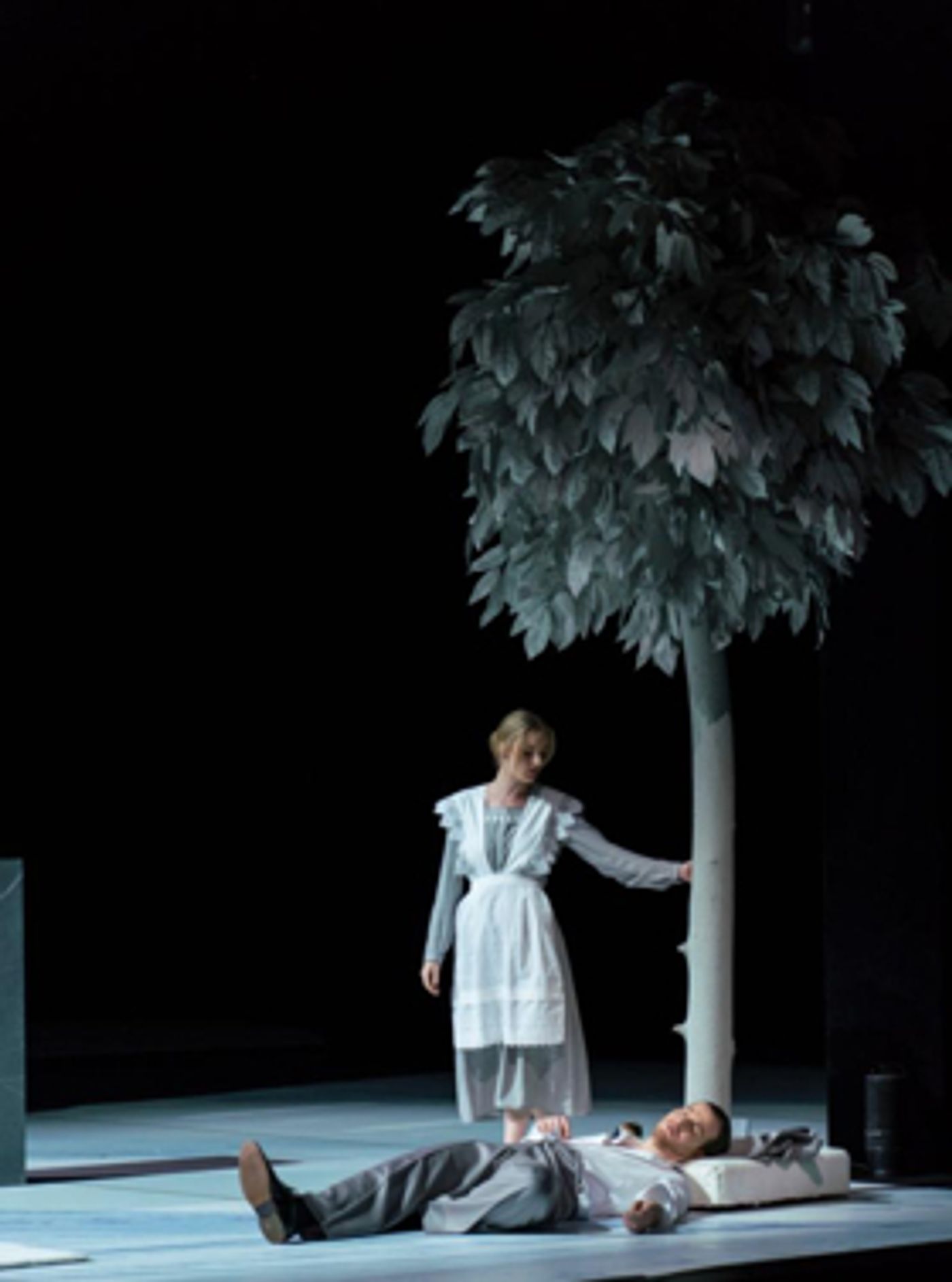 Review: A LITTLE NIGHT MUSIC at Wilmink Theater En Muziekcentrum Enschede: stunning & delicious!  Image