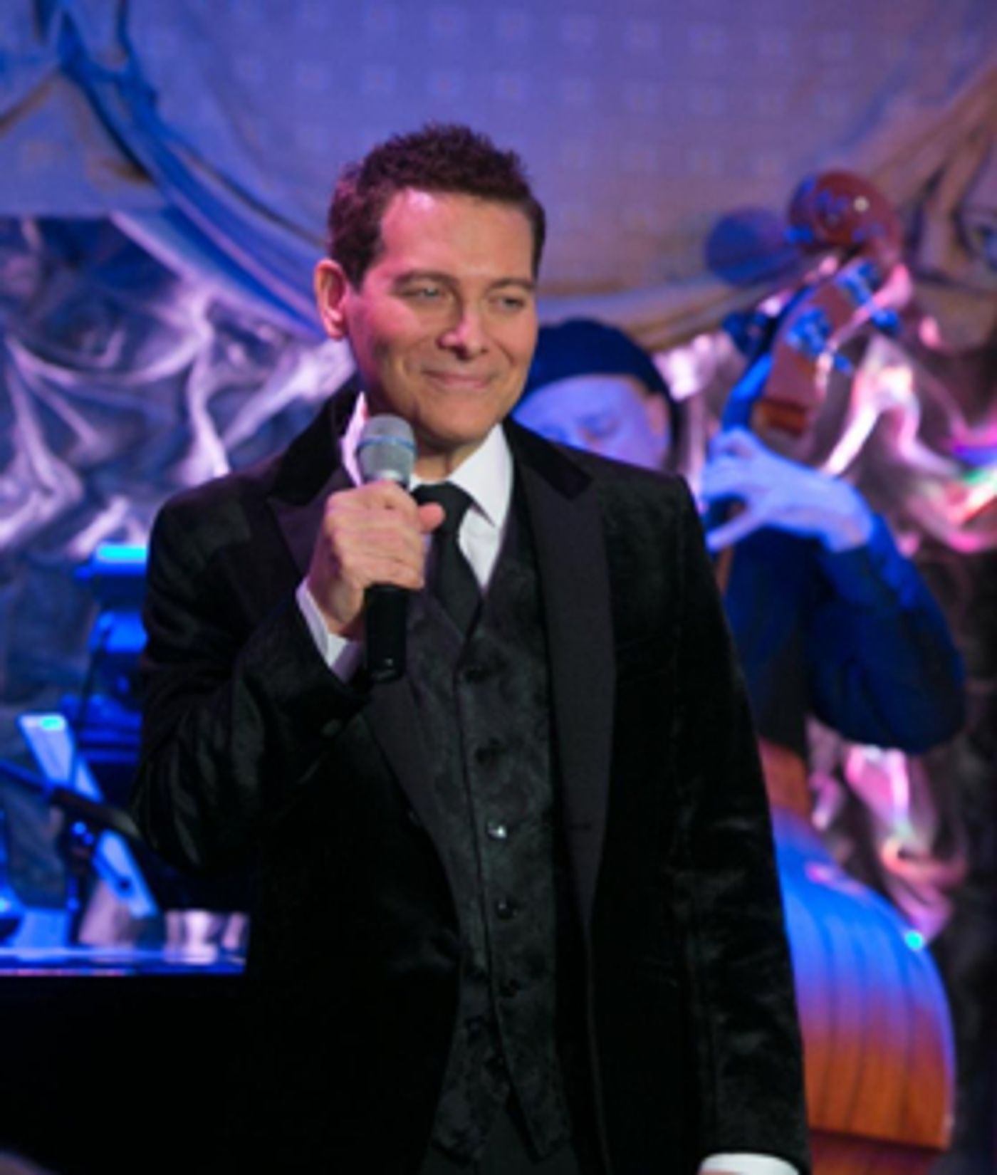 Michael Feinstein Returns to Feinstein's at the Nikko Michael Feinstein Returns to Feinstein's at the Nikko Image
