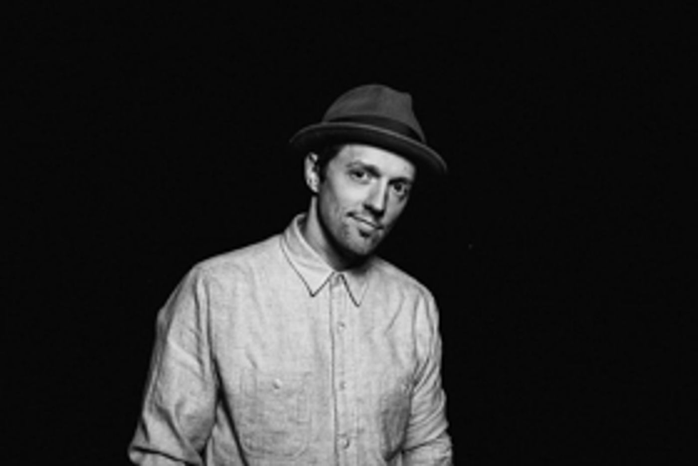 Jason Mraz Performs 'Let's See What The Night Can Do' On Parade.com Ahead of His AUDIENCE Music Special  Image