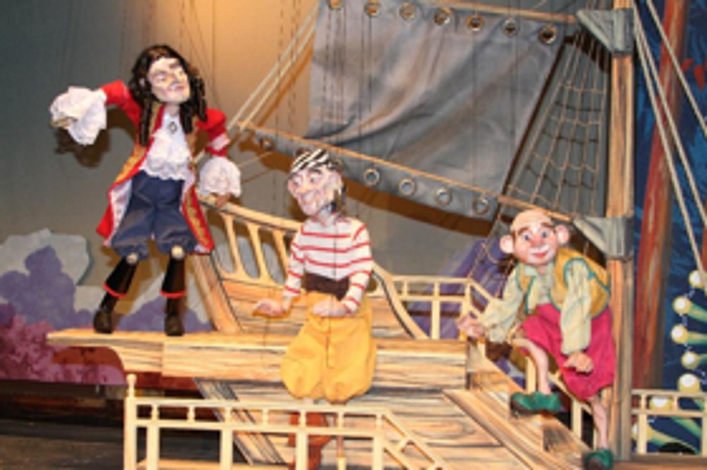 NEVERLAND: PETER RETURNS Debuts at the Swedish Cottage NEVERLAND: PETER RETURNS Debuts at the Swedish Cottage Image