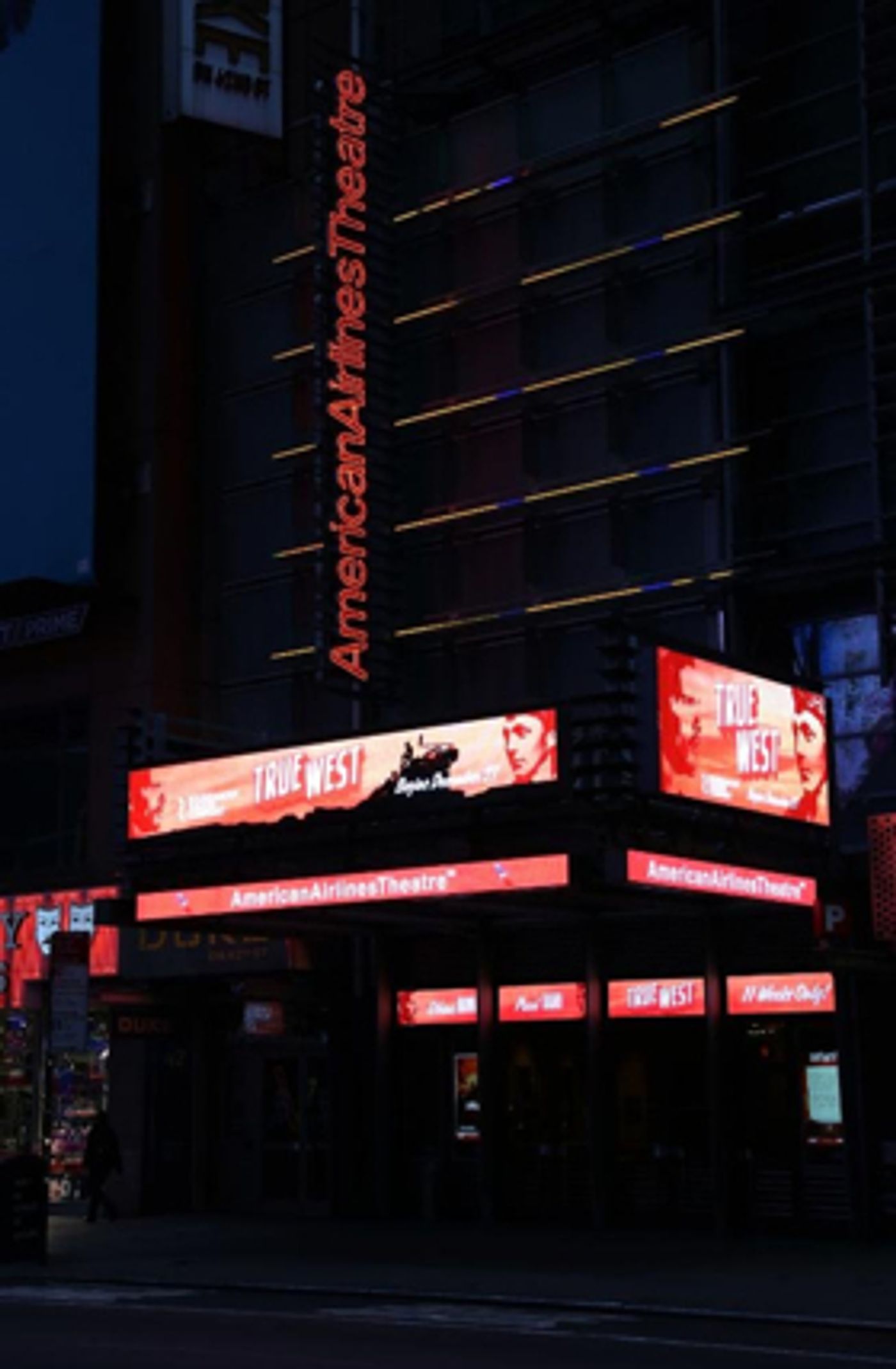 TV: Join the Best of Broadway on the Red Carpet for TRUE WEST  Image