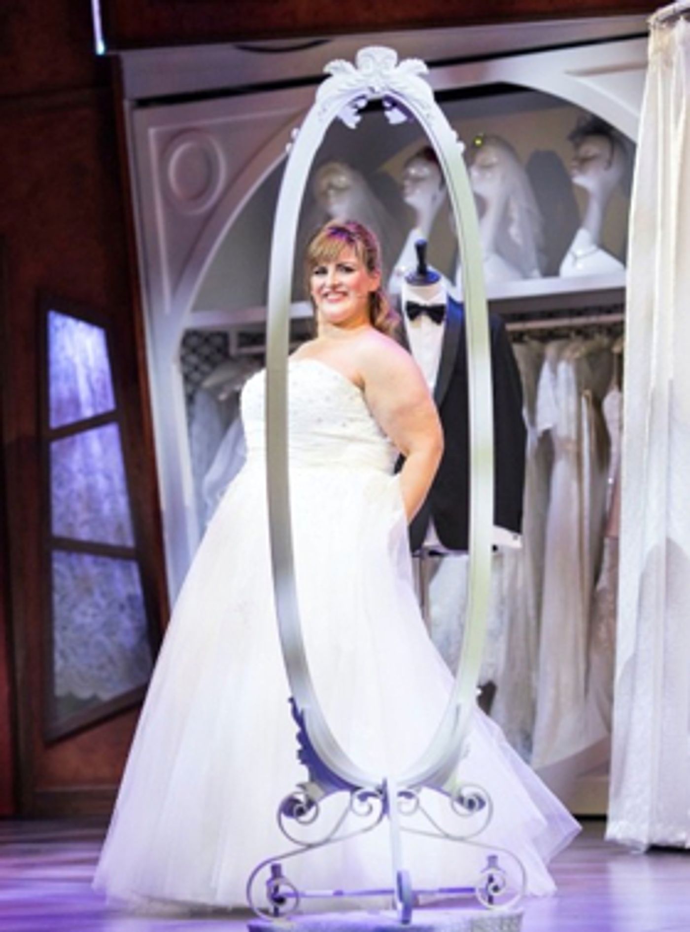 Review: FAT FRIENDS, King's Theatre, Glasgow Review: FAT FRIENDS, King's Theatre, Glasgow Image