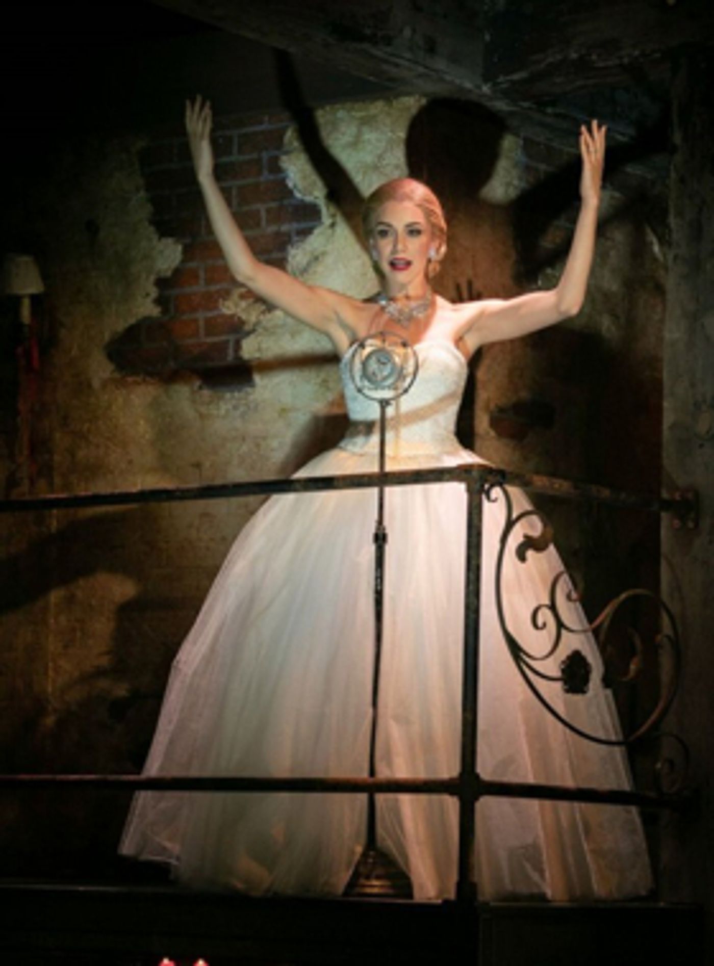 Review: Bay Street Theater's Production Of EVITA  Image