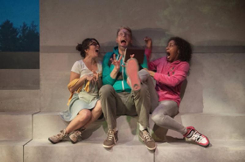 Le Theatre Francais De Toronto Presents LES ZINSPIRES: SIX DEGREES OF SEPARATION Image