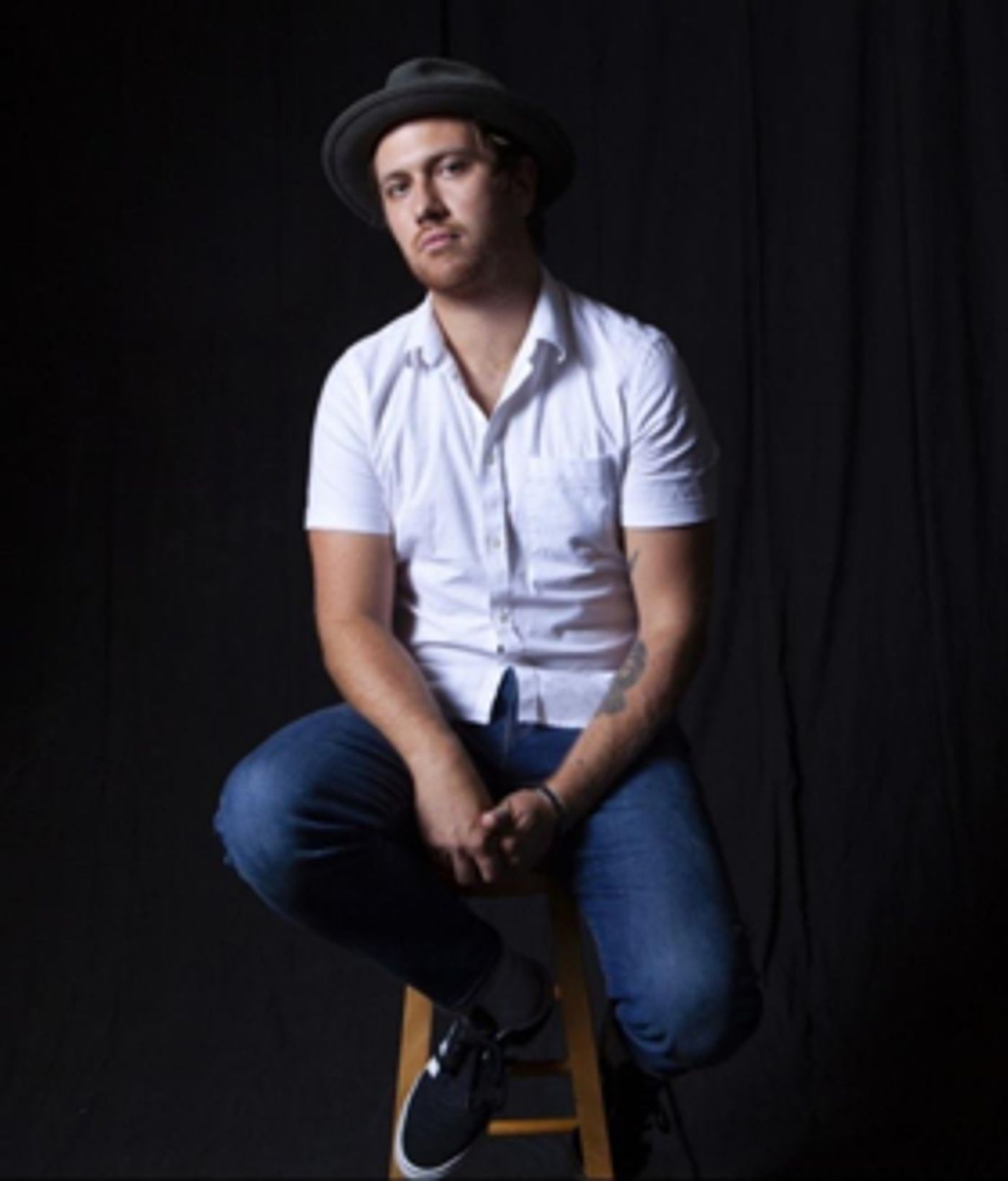 British Songwriter Bobby Long Releases Track From New Album SULTANS  Image