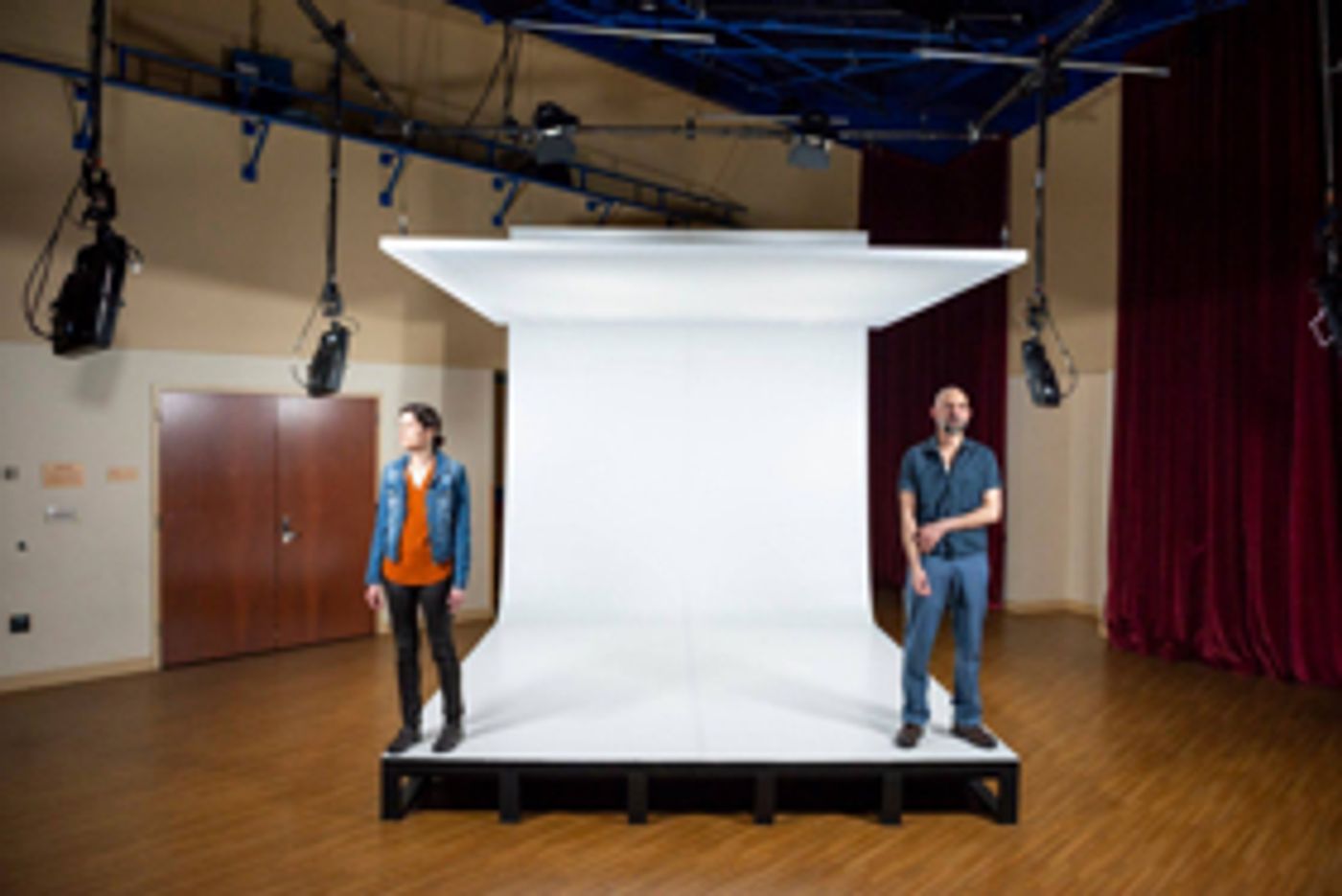 Review: Israeli Stage Bows Out With N.E. Premiere of THE RETURN  Image