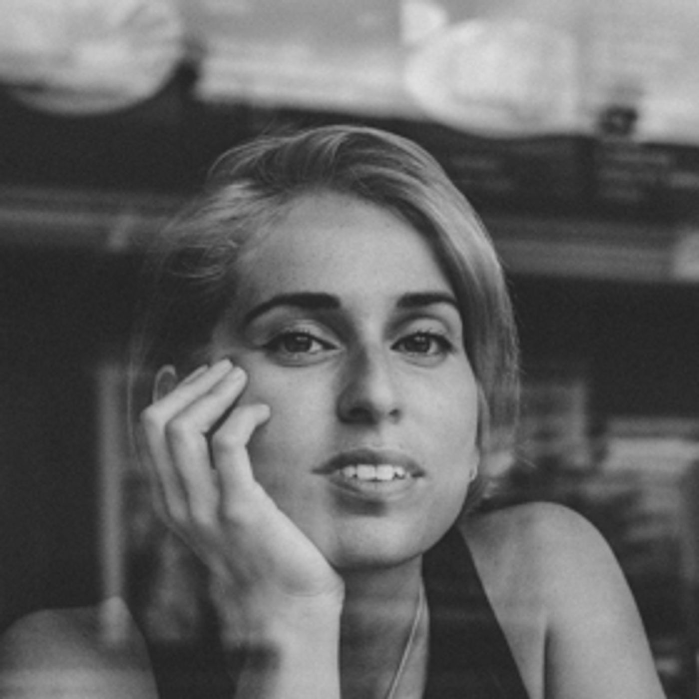 Quebec's MUNYA Announces Sophomore EP, Shares French Single via Stereogum Quebec's MUNYA Announces Sophomore EP, Shares French Single via Stereogum Image