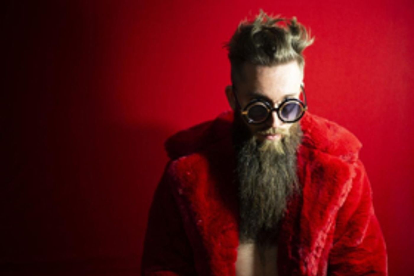 Minka Debut SUGAR & CREAM Video, Plus Announce 2/14 Release of END OF THE AFFAIR EP Minka Debut SUGAR & CREAM Video, Plus Announce 2/14 Release of END OF THE AFFAIR EP Image