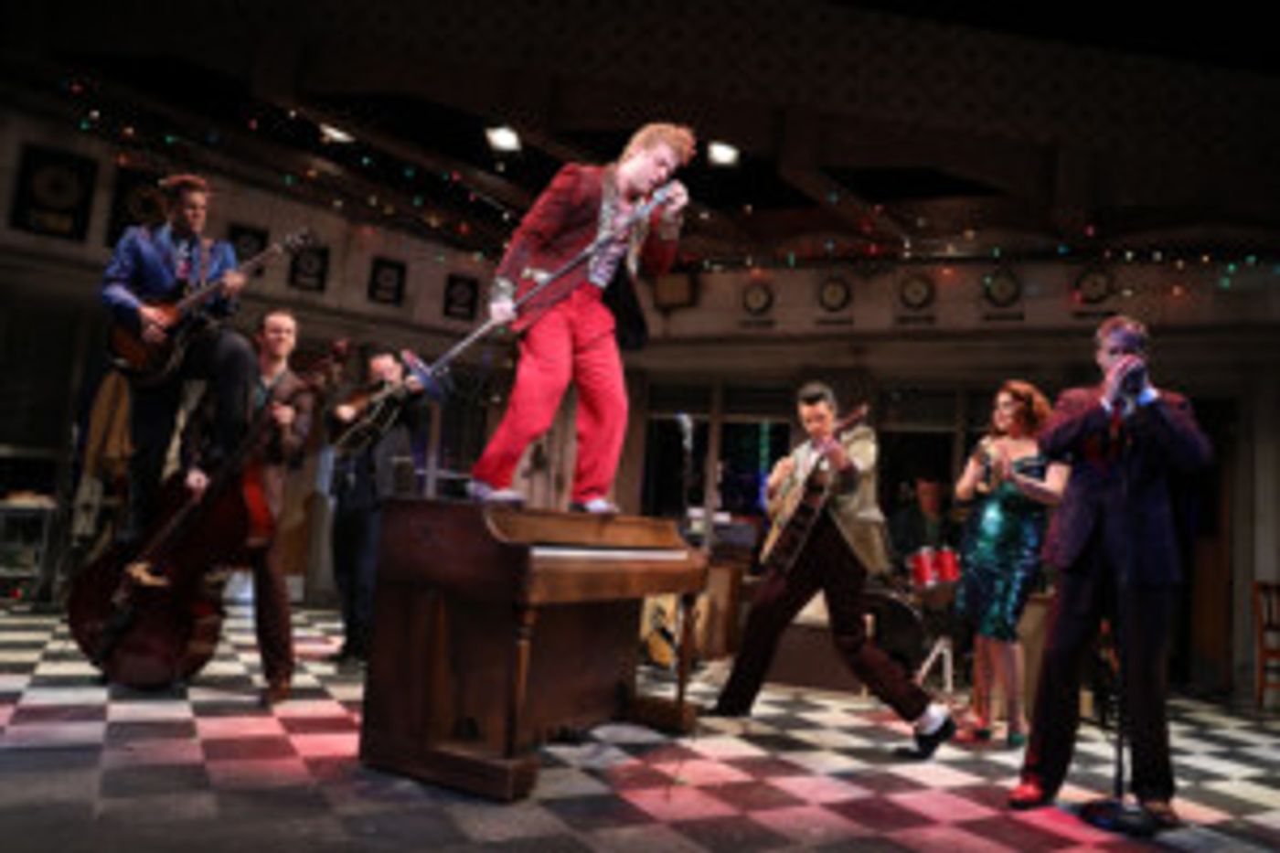 Review: MILLION DOLLAR QUARTET at Bucks County Playhouse- MORE LIKE MILLION DOLLAR OCTET! Review: MILLION DOLLAR QUARTET at Bucks County Playhouse- MORE LIKE MILLION DOLLAR OCTET! Image