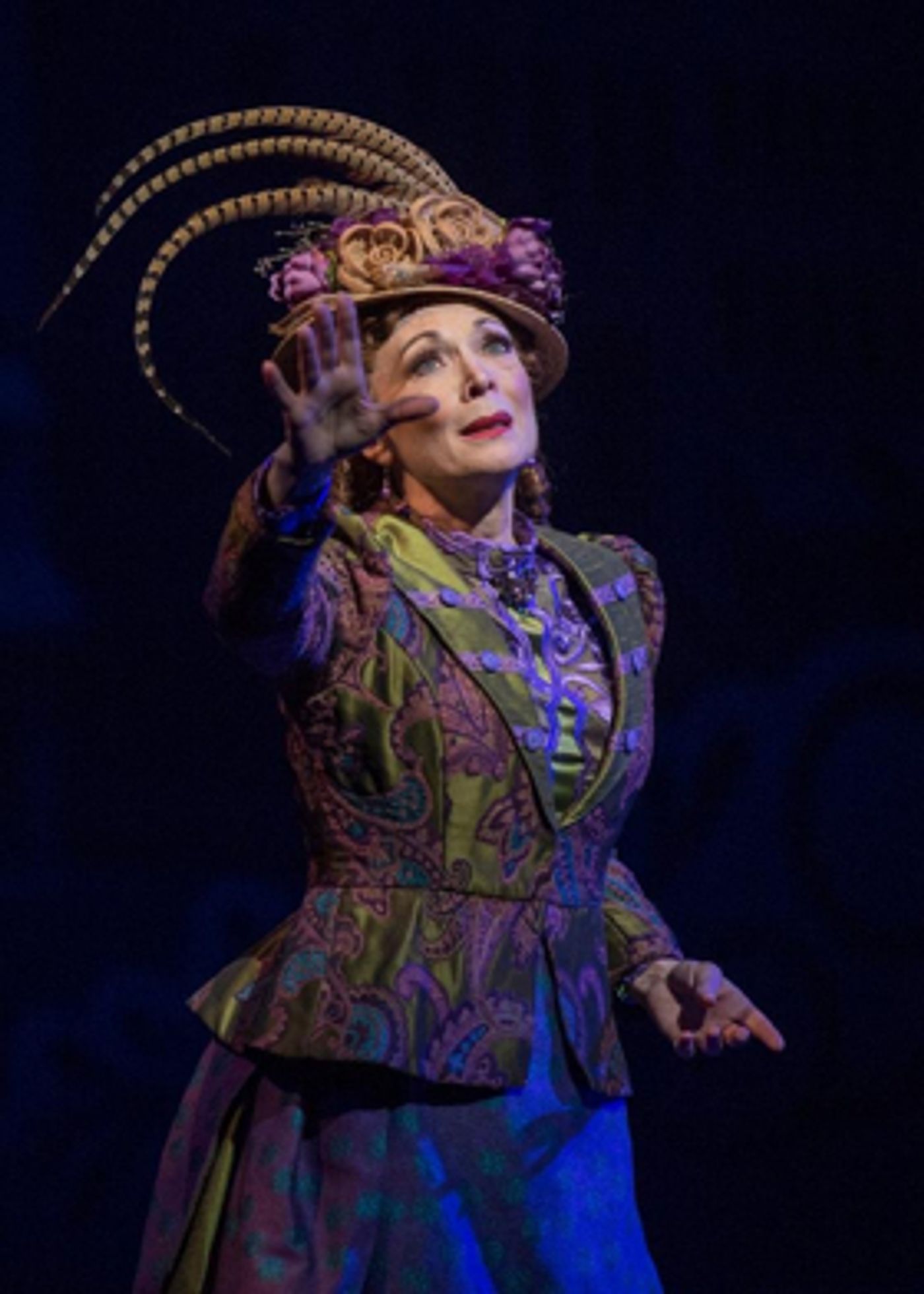 Lyric's HELLO DOLLY! is a Dazzling Summer Spectacular  Image