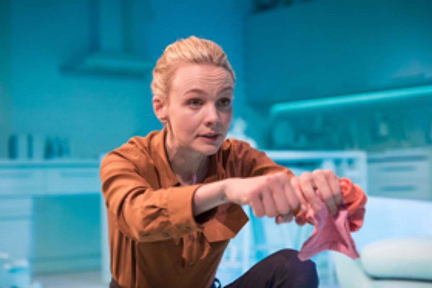 Review: GIRLS & BOYS, Royal Court  Image