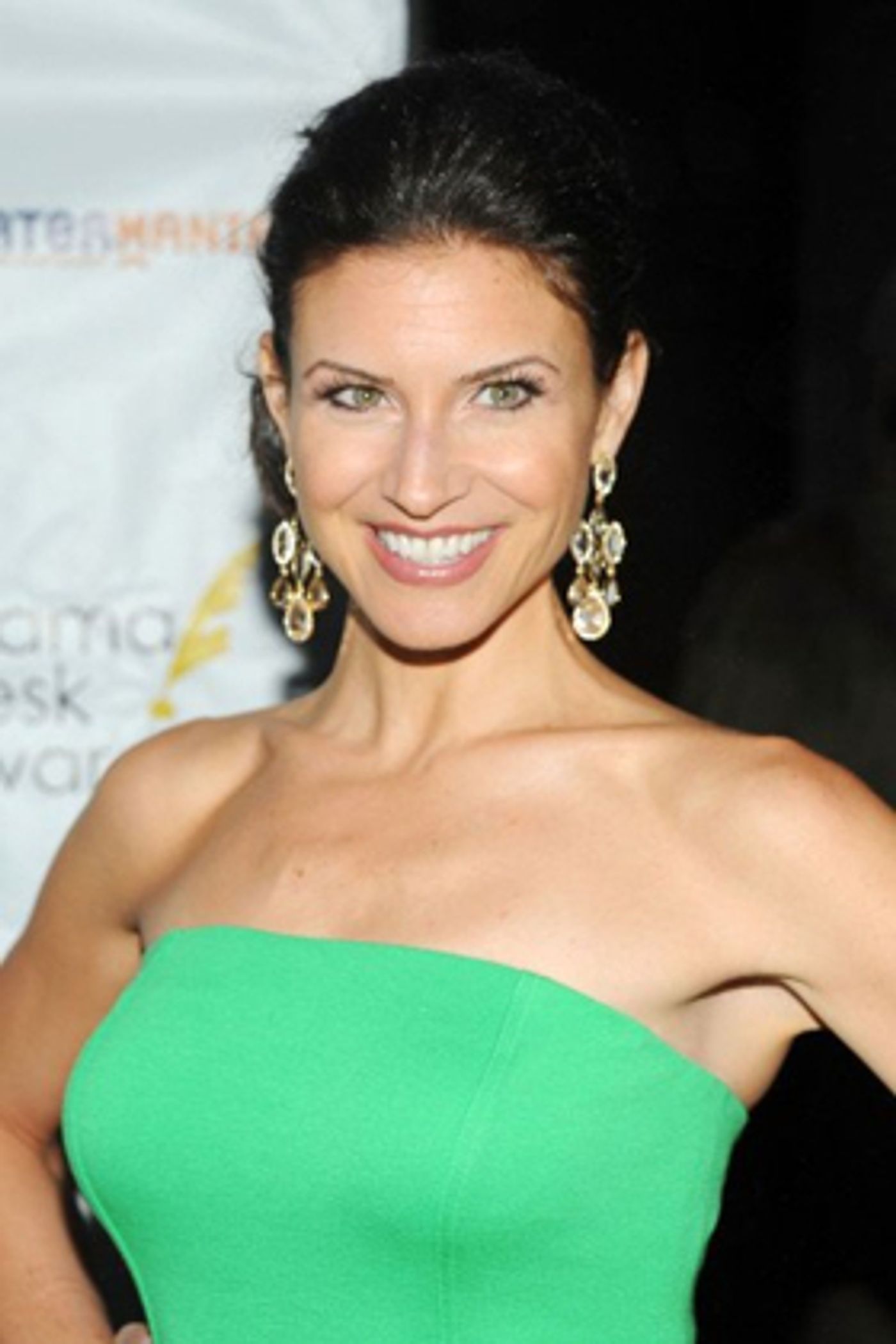 Jenny Powers and Matt Cavenaugh to Lead FALL MUNY MAGIC Jenny Powers and Matt Cavenaugh to Lead FALL MUNY MAGIC Image