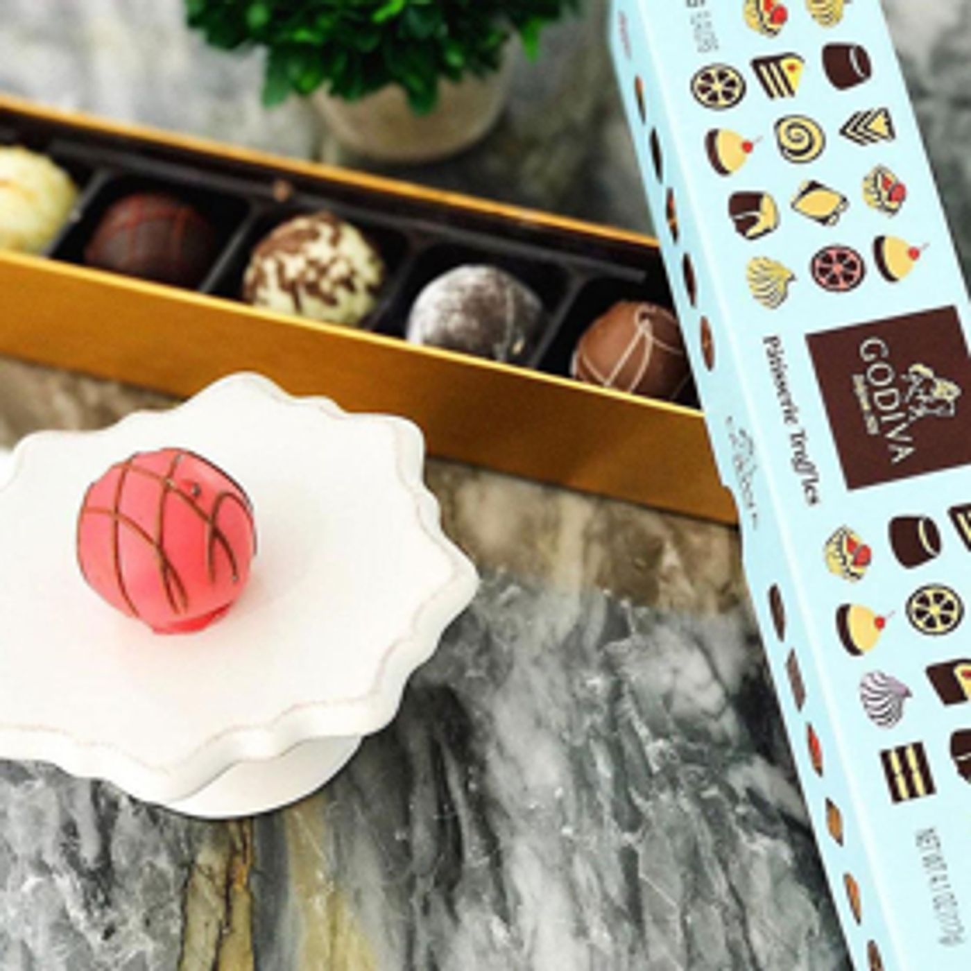 GODIVA Celebrates National Dessert Day on 10/14 with Delectable Truffles  Image