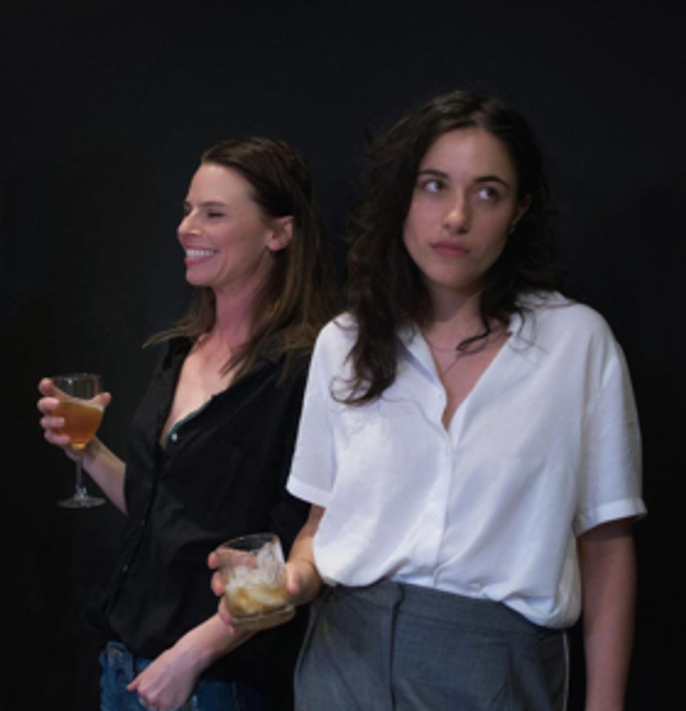 Review: Totally Immersive 4PLAY: SEX IN A SERIES Surrounds its Audience in Singles Bar Action  Image