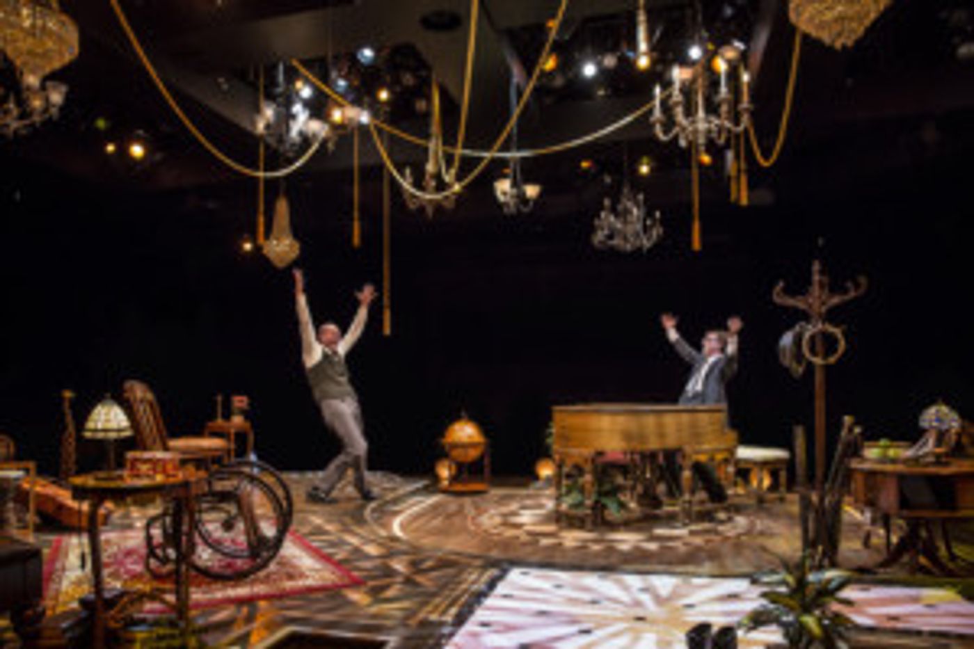 Review: MURDER FOR TWO at Marriott Theatre  Image