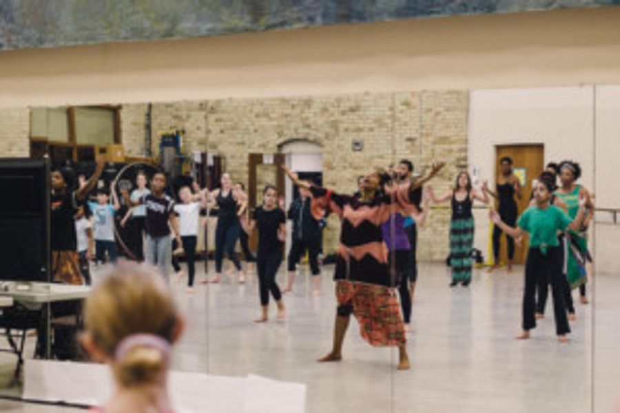Milwaukee Ballet Hosts an African Dance Class for the Community Image