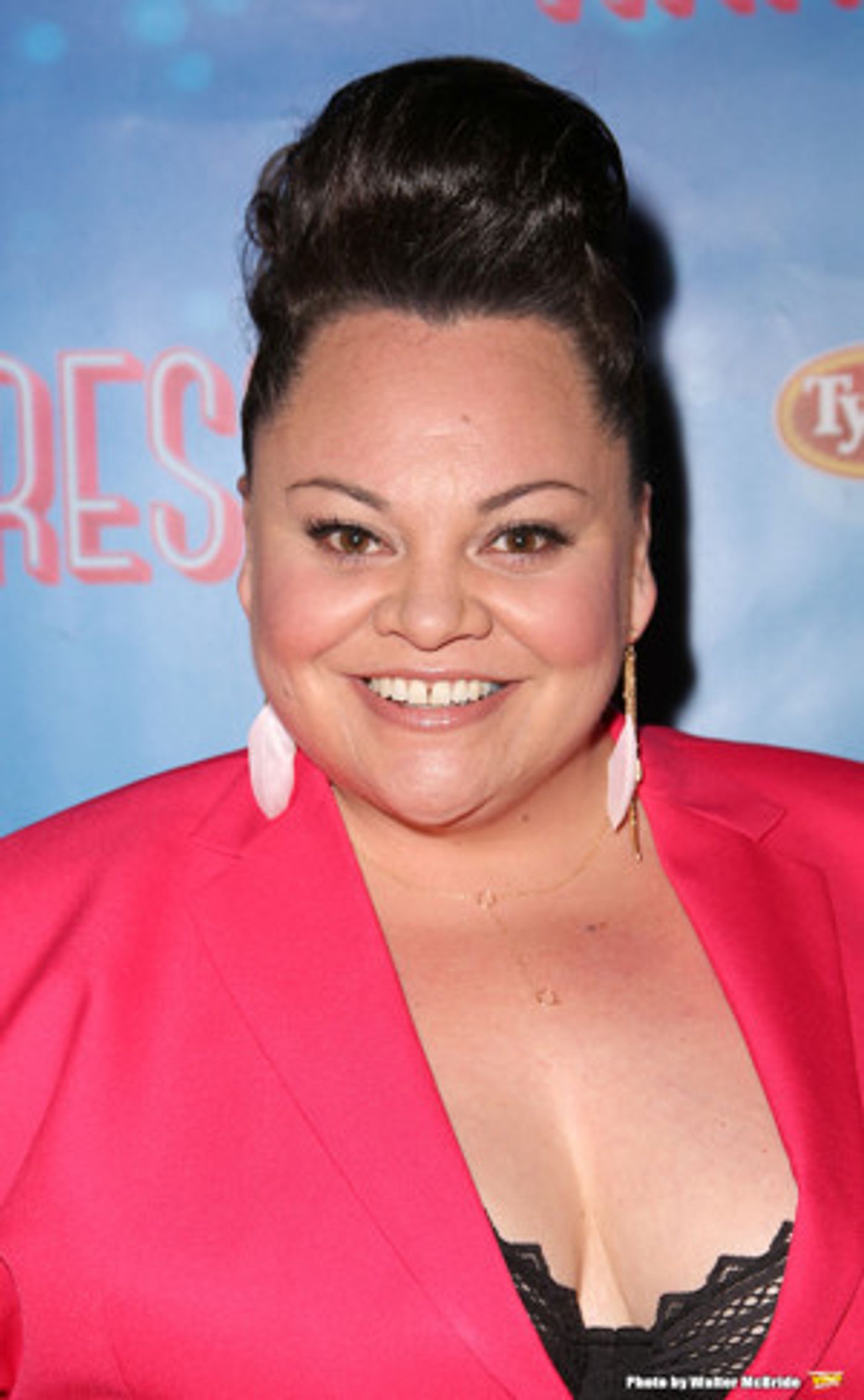 Keala Settle Would 'Love to' Star in a Potential Stage Adaptation of THE GREATEST SHOWMAN  Image
