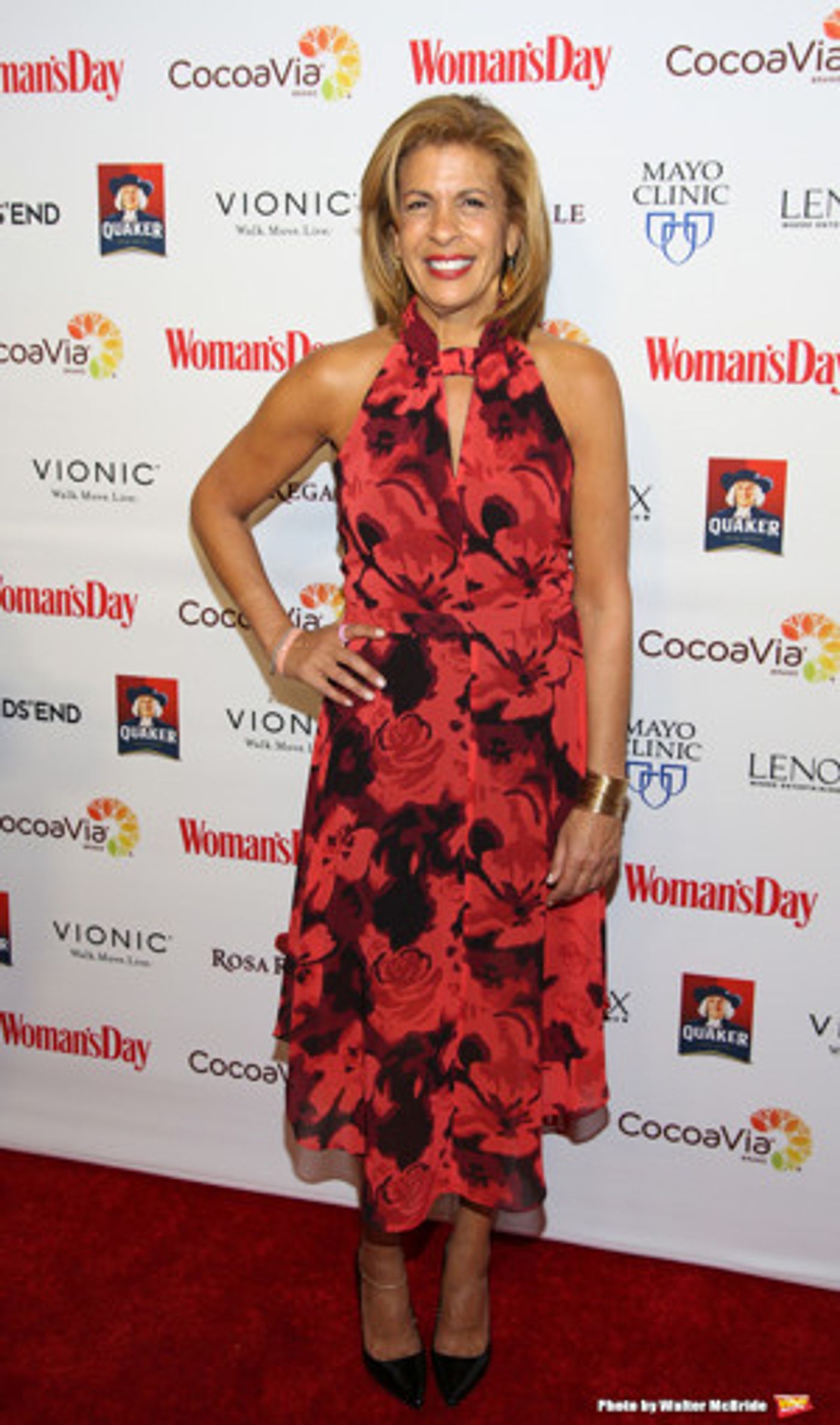 Kelly Clarkson, Dale Earnhardt Jr., Adam Levine, Shaquille O'Neal & More To Pick Kentucky Derby Winners on NBC  Image