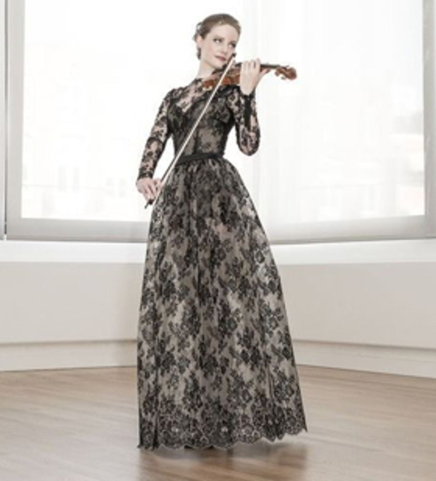 Violinist Tosca Opdam Makes Weill Debut In Robin De Raaff World Premiere, Inspired By De Kooning Painting Violinist Tosca Opdam Makes Weill Debut In Robin De Raaff World Premiere, Inspired By De Kooning Painting Image