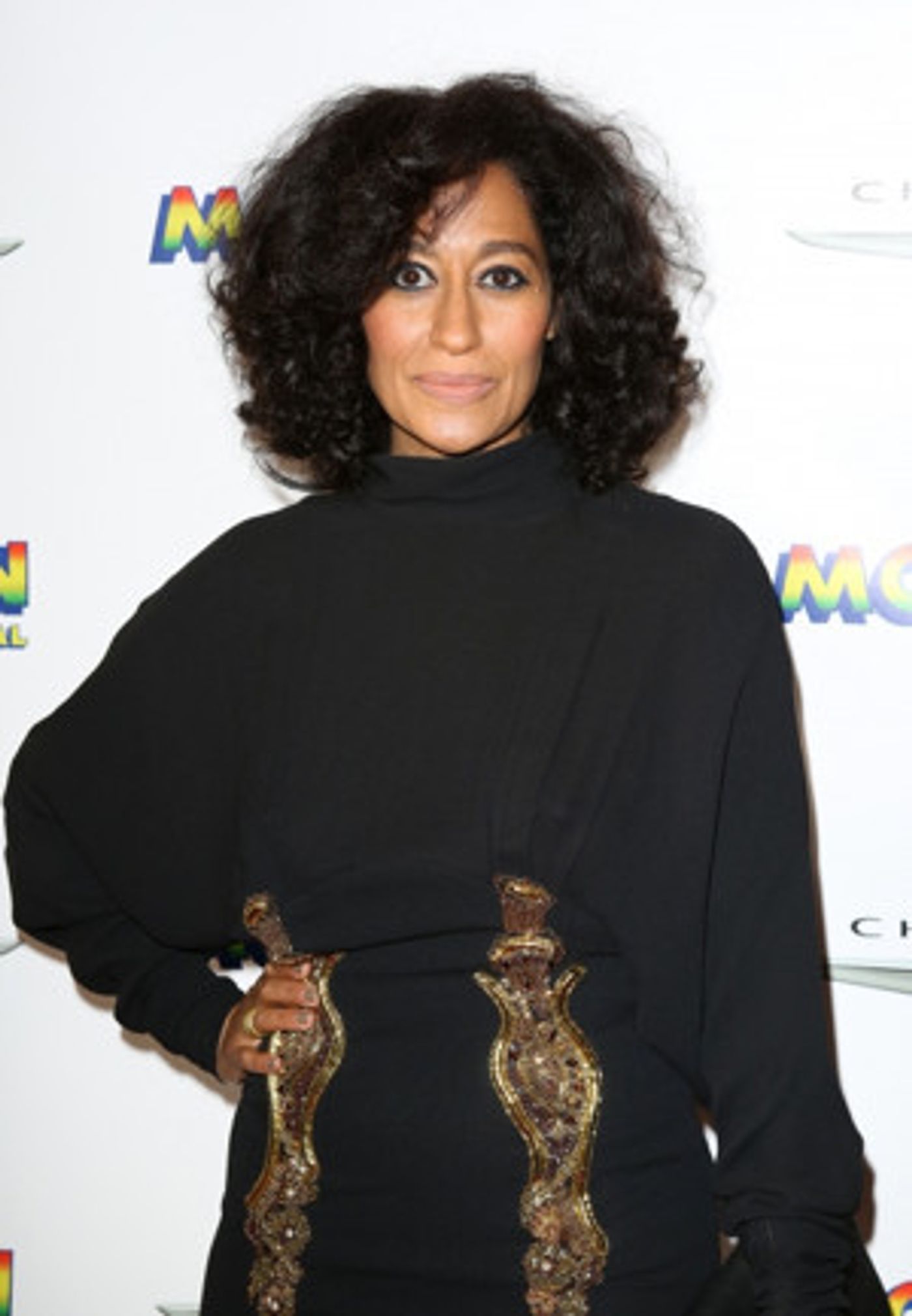 Tracee Ellis Ross Returns to Host the 2018 AMERICAN MUSIC AWARDS  Image