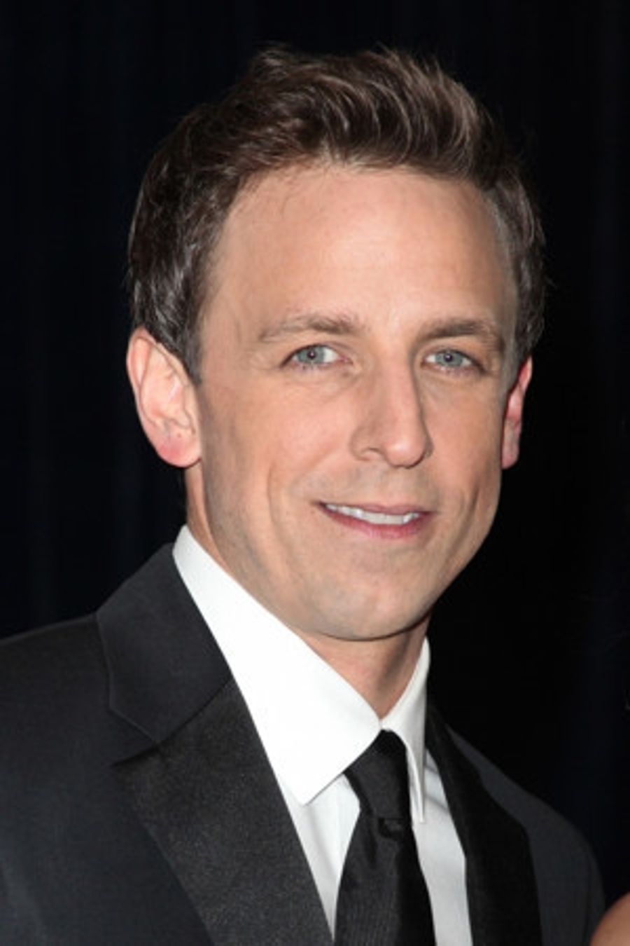 Awkwafina and Seth Meyers to Host SATURDAY NIGHT LIVE Image