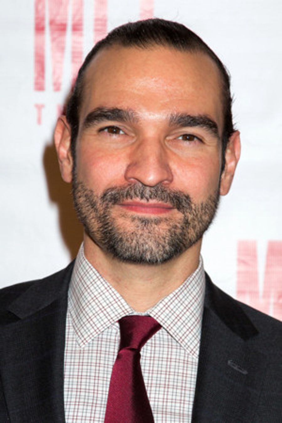 Javier Munoz to Star in Independent Comedy MONUMENTS Image