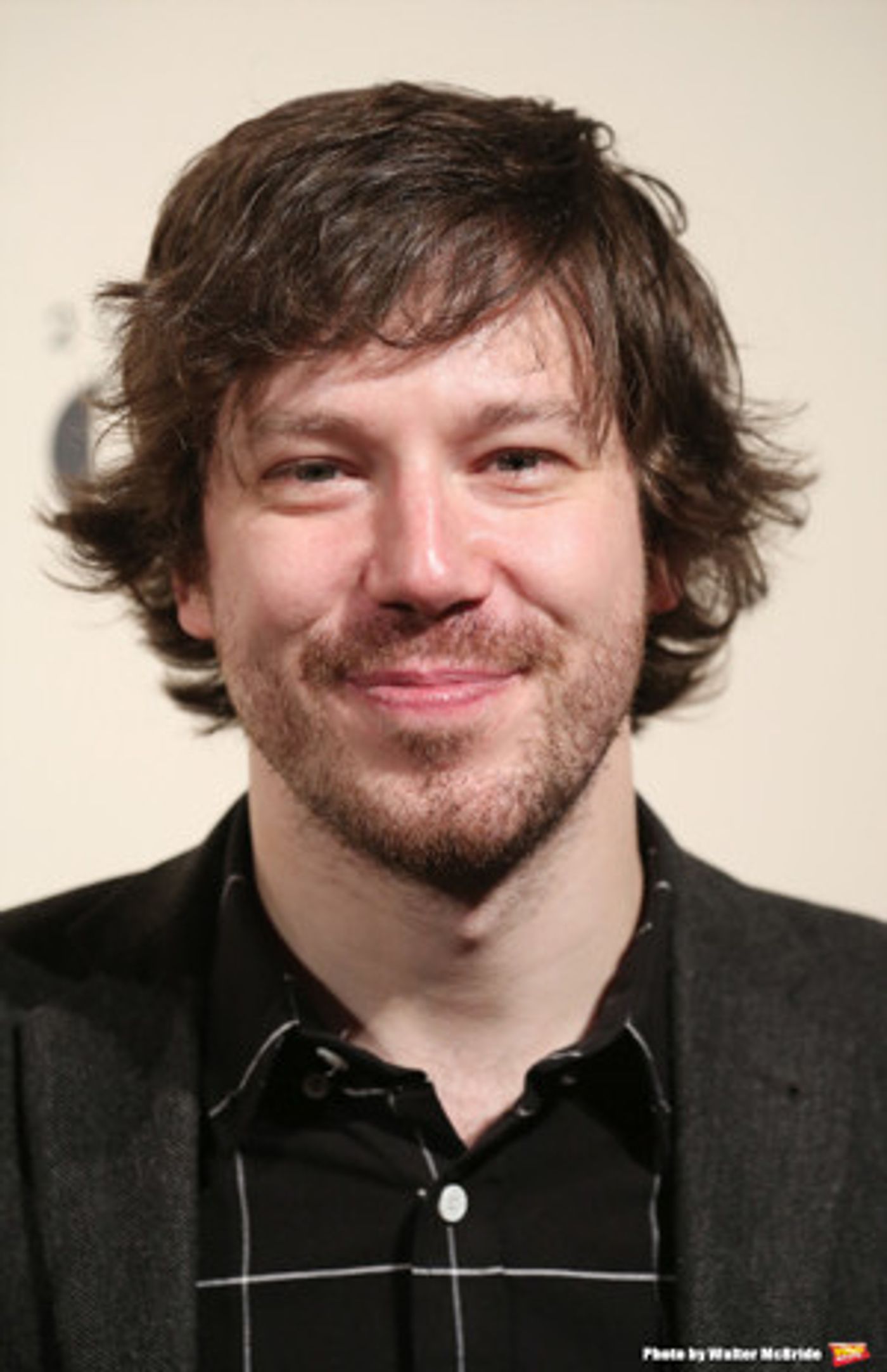 John Gallagher, Jr., Cristin Milioti, Tina Fey, to Star in Amazon's MODERN LOVE  Image