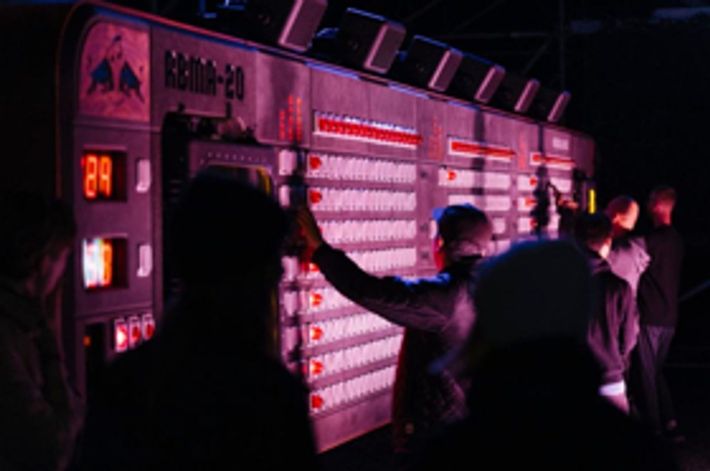 World's Largest Sequencer Celebrates Berlin's Electronic Music Scene World's Largest Sequencer Celebrates Berlin's Electronic Music Scene Image