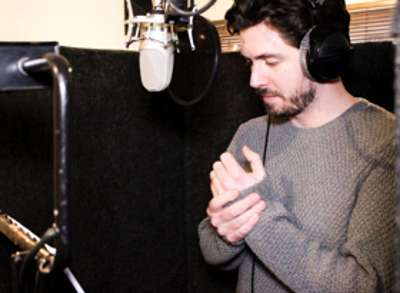 Interview: Nadim Naaman Talks BROKEN WINGS at Theatre Royal Haymarket  Image