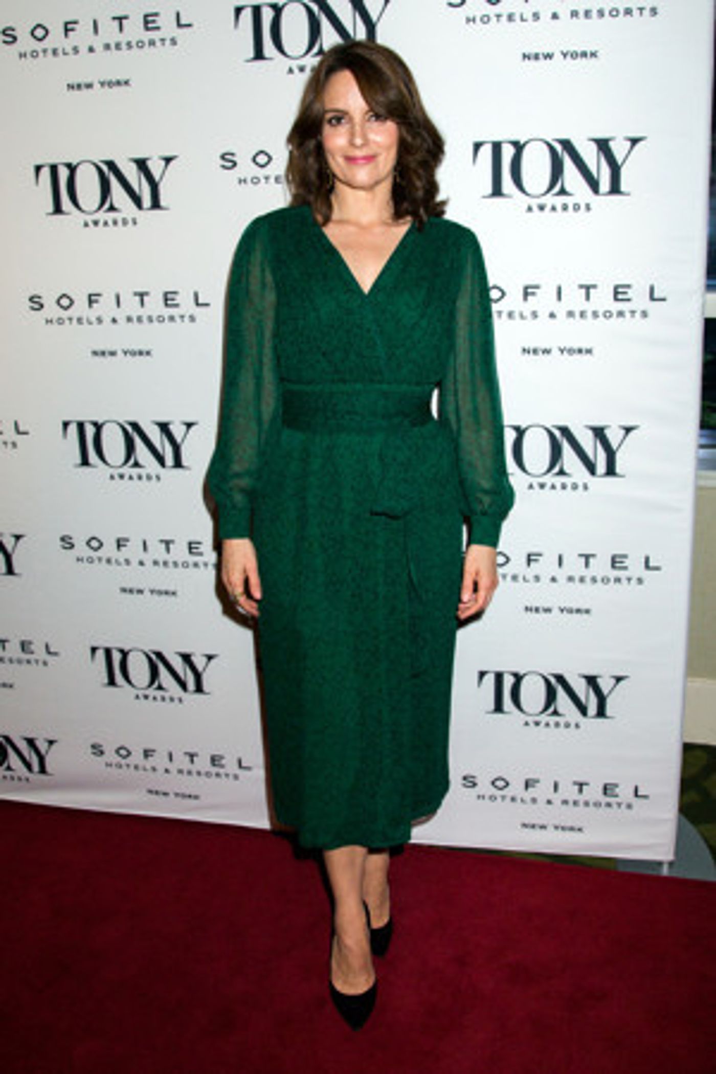 Tina Fey and More Among Lineup for MEAN GIRLS at BroadwayCon  Image