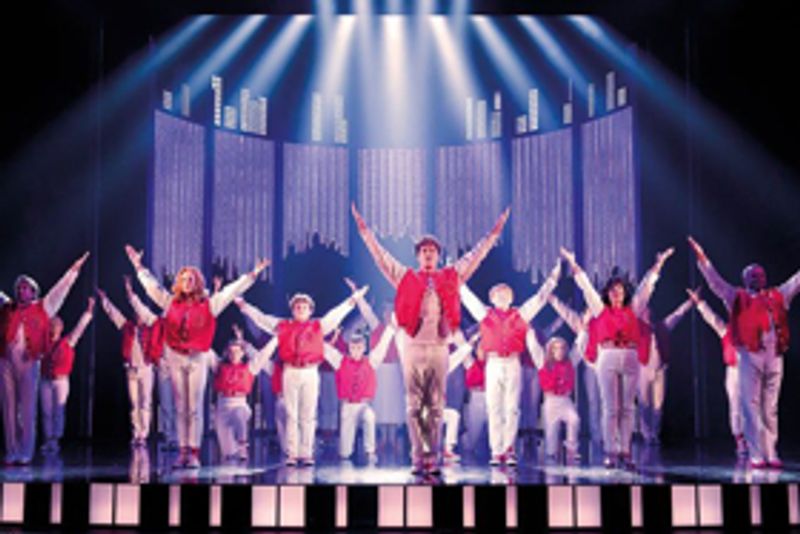 Kimberley Walsh, Matthew Kelly and Wendi Peters Join Jay McGuiness In BIG Image
