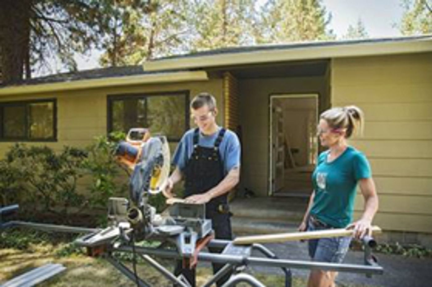 HGTV Presents New Series MOM AND ME HGTV Presents New Series MOM AND ME Image