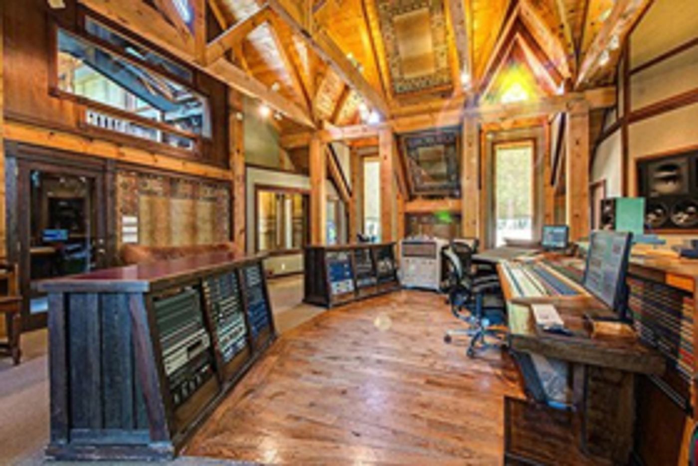 Center Stage Magazine and Dark Horse Recording Studios Announce 25th Anniversary Events Center Stage Magazine and Dark Horse Recording Studios Announce 25th Anniversary Events Image