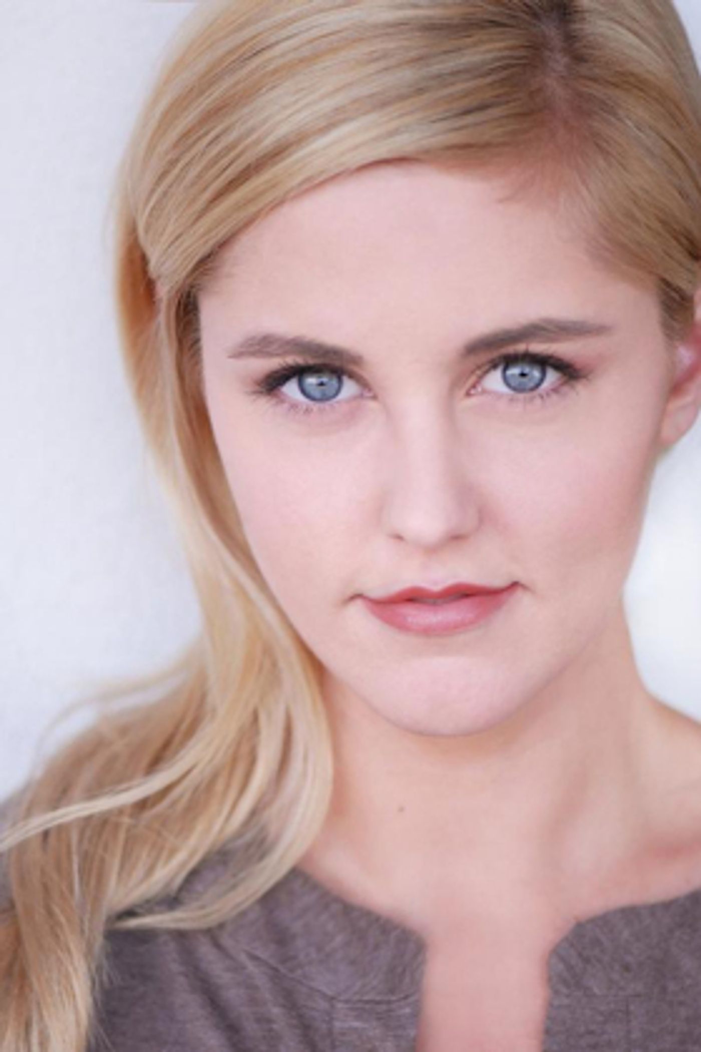 Taylor Louderman Will Host a Cabaret in Support of the Ozark Actors Theatre  Image