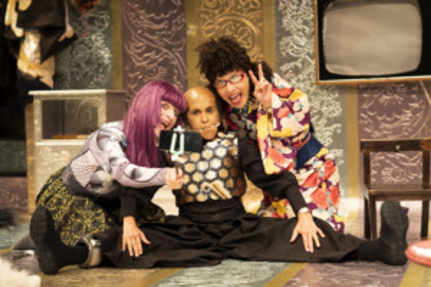 Review: ONE GREEN BOTTLE, Soho Theatre Review: ONE GREEN BOTTLE, Soho Theatre Image