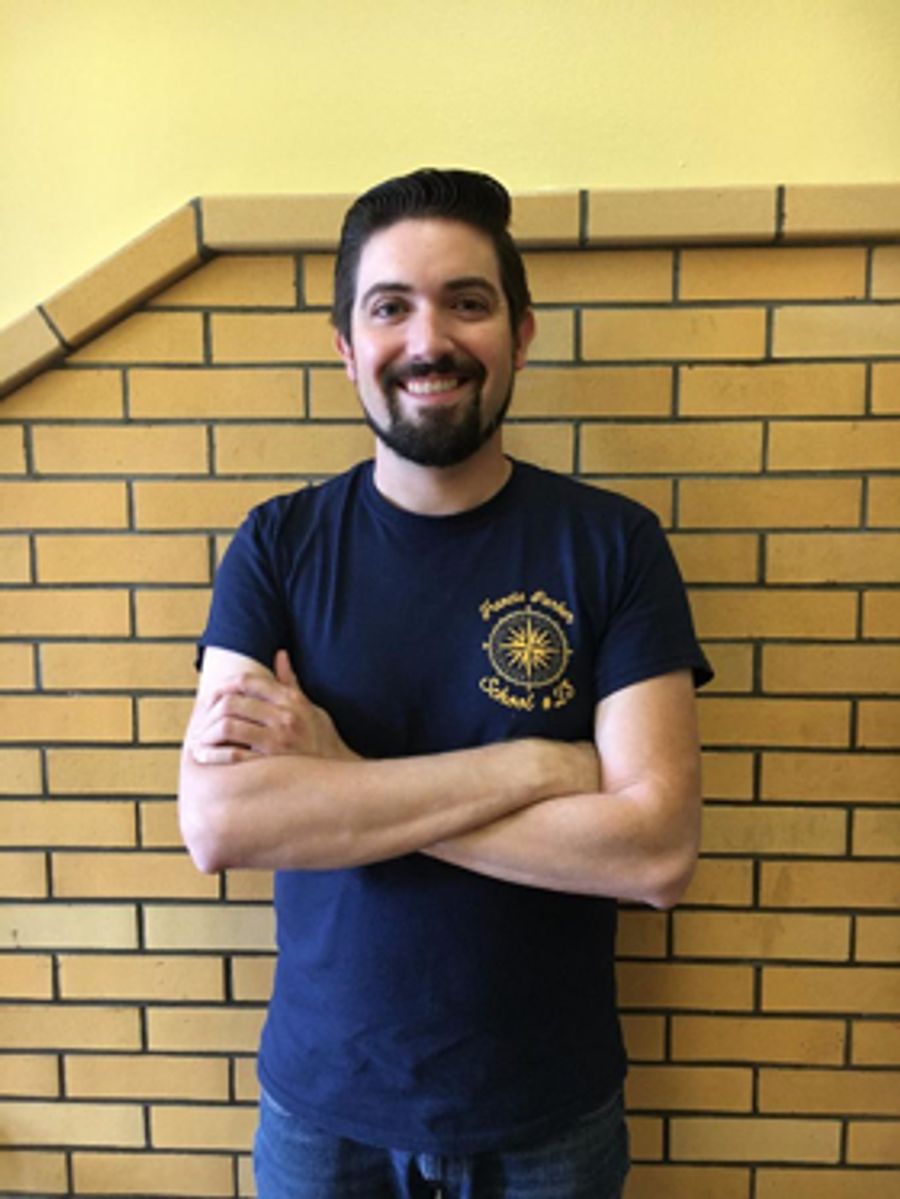 Rochester Teacher Receives 2017 League Educator Apple Award Image
