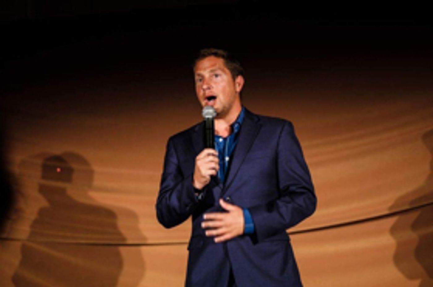 Former Broadway Child Actor Rosh Lowe Founds Public Speaking Training Program, MICDROP  Image