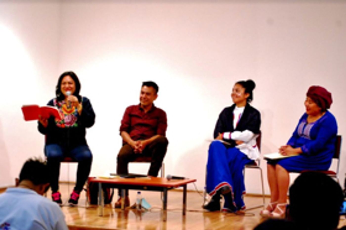 Celebran Día Mundial de la Poesía con la lectura de poemas en lenguas zapoteca, mixe, mixteca y seri Celebran Día Mundial de la Poesía con la lectura de poemas en lenguas zapoteca, mixe, mixteca y seri Image