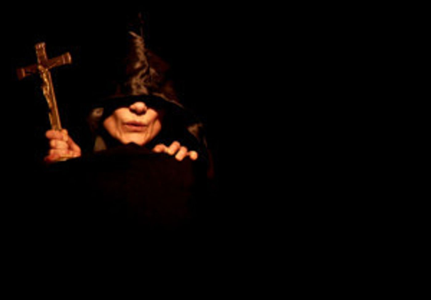 Review: DON'T YOU DARE!, Tristan Bates Theatre Review: DON'T YOU DARE!, Tristan Bates Theatre Image